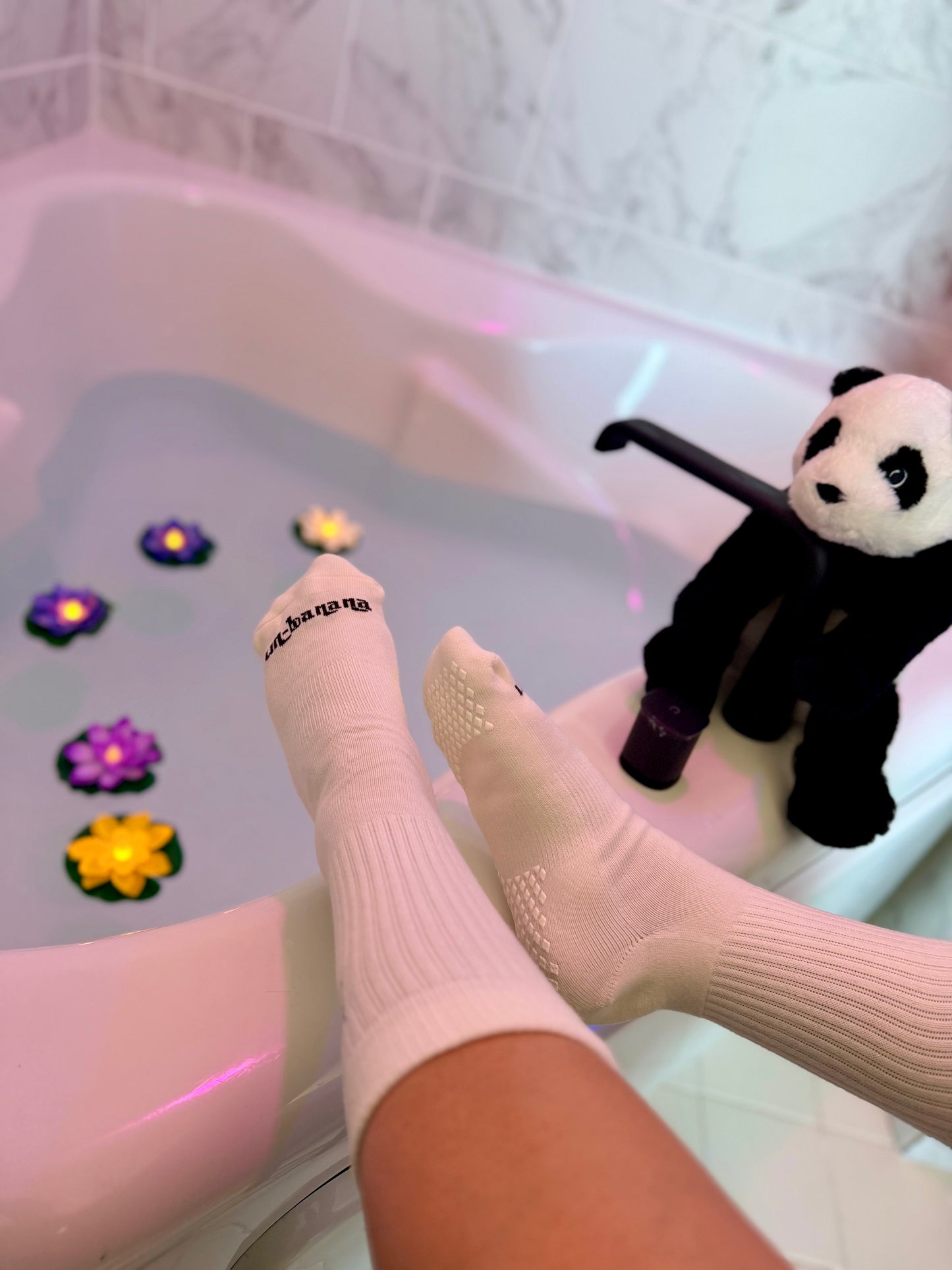 Banana Cream Grip Socks